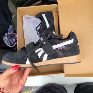 Do-win weightlifting shoes